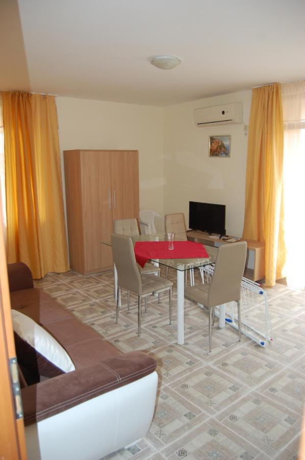 Renta Bg Apartments In تساريفو المظهر الخارجي الصورة
